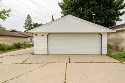 8220 W Keefe Ave, Milwaukee, WI 53222 - Photo 6