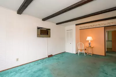 8220 W Keefe Ave, Milwaukee, WI 53222 - Photo 8