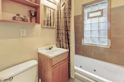 4531 N 29th St, Milwaukee, WI 53209 - Photo 8