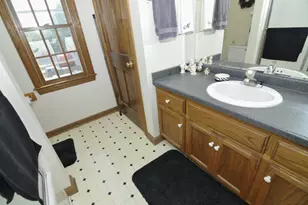 7825 W Puetz Rd, Franklin, WI 53132 - Photo 18