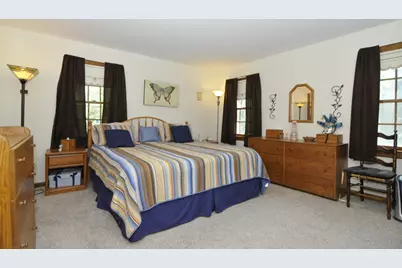 7825 W Puetz Rd, Franklin, WI 53132 - Photo 20