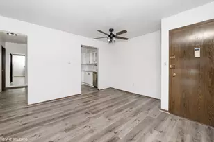 1270 Wisconsin St, Lake Geneva, WI 53147 - Photo 2