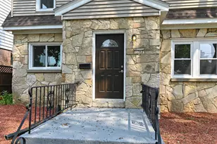 7702 W Keefe Ave, Milwaukee, WI 53222 - Photo 2