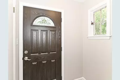 7702 W Keefe Ave, Milwaukee, WI 53222 - Photo 4