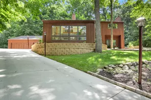 16645 Tanglewood Dr, Brookfield, WI 53005 - Photo 4