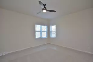 N53W19928 Kingair Dr, Menomonee Falls, WI 53051 - Photo 24