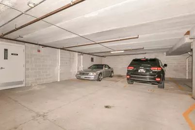 1515 N Van Buren St #208, Milwaukee, WI 53202 - Photo 20