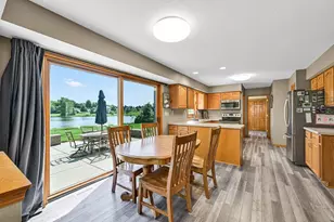 8521 W Lake Pointe Dr, Franklin, WI 53132 - Photo 8