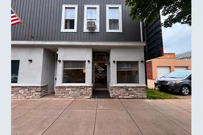 610  Main St, La Crosse, WI 54601 - Photo 2