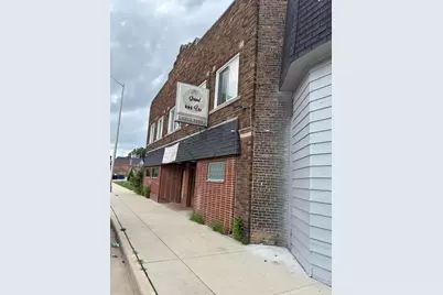 1307  Douglas Ave, Racine, WI 53402 - Photo 2