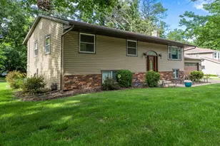 501 Sue Ann Dr, Lake Geneva, WI 53147 - Photo 4