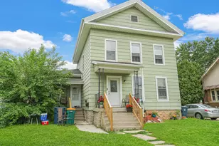 95 8th St, Fond du Lac, WI 54935 - Photo 2