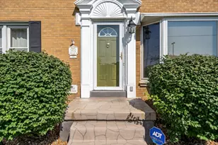 5810 N Green Bay Ave, Glendale, WI 53209 - Photo 4