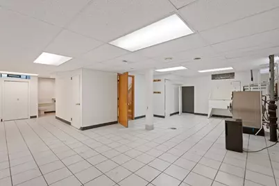 5810 N Green Bay Ave, Glendale, WI 53209 - Photo 30