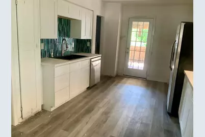 1744  Oregon St, Oshkosh, WI 54902 - Photo 1