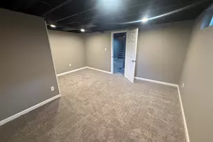 7006 W Lancaster Ave, Milwaukee, WI 53218 - Photo 40