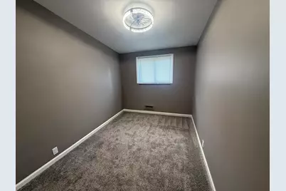 7006 W Lancaster Ave #7008, Milwaukee, WI 53218 - Photo 12