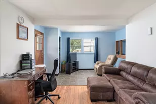 125 N Lincoln Ave, Viroqua, WI 54665 - Photo 2