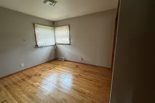 5065 N 84th St, Milwaukee, WI 53225 - Photo 4