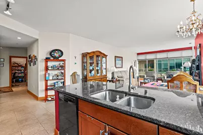 1550 E Royall Pl #600, Milwaukee, WI 53202 - Photo 12