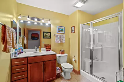 1550 E Royall Pl #600, Milwaukee, WI 53202 - Photo 20