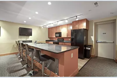 1550 E Royall Pl #600, Milwaukee, WI 53202 - Photo 30