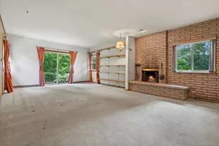 6954 S 109th St, Franklin, WI 53132 - Photo 6