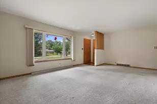 6954 S 109th St, Franklin, WI 53132 - Photo 2