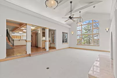 5820 E Waterford Rd, Hartford, WI 53027 - Photo 10