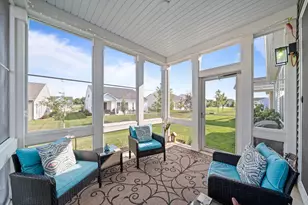 415 Beethoven Dr, Lake Geneva, WI 53147 - Photo 4