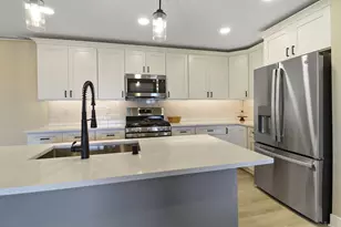 9200 66th Ave, Pleasant Prairie, WI 53158 - Photo 4