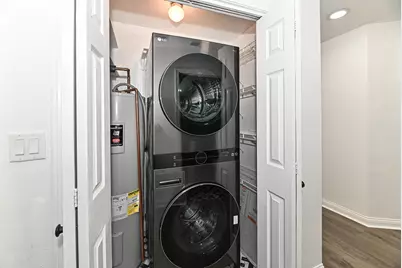 118 W Reservoir Ave, Milwaukee, WI 53212 - Photo 24