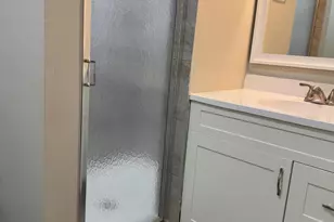 368 Park Hill Dr, Pewaukee, WI 53072 - Photo 8