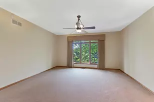 1117 E Sweetbriar Ln, Hartland, WI 53029 - Photo 18