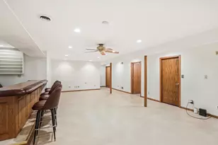 8896 S 51st St, Franklin, WI 53132 - Photo 16