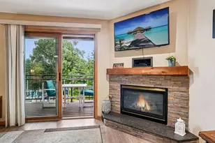 111 Center St, Lake Geneva, WI 53147 - Photo 6