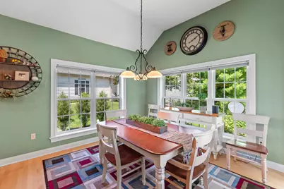 420  Cobblestone Ct, Slinger, WI 53086 - Photo 14