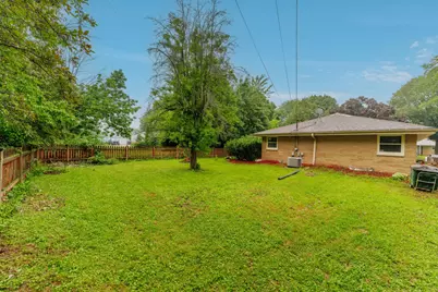 4212 N 95th St, Wauwatosa, WI 53222 - Photo 22