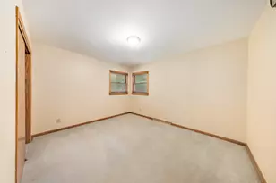 4212 N 95th St, Wauwatosa, WI 53222 - Photo 20