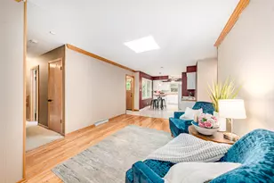 4212 N 95th St, Wauwatosa, WI 53222 - Photo 10