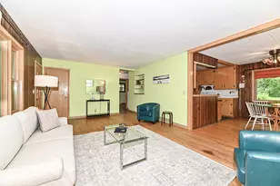 7388 S 46th St, Franklin, WI 53132 - Photo 2