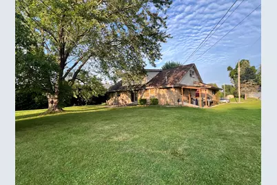 3239 S 121st St, West Allis, WI 53227 - Photo 4