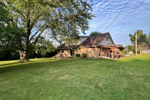 3239 S 121st St, West Allis, WI 53227 - Photo 4