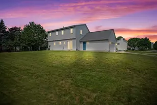 7204 S Countryside Dr, Franklin, WI 53132 - Photo 30