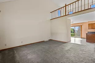 7204 S Countryside Dr, Franklin, WI 53132 - Photo 4