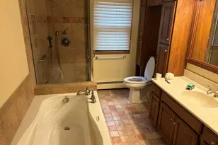 230 Harvest Ct, Manitowoc, WI 54220 - Photo 10