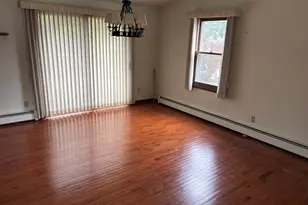 230 Harvest Ct, Manitowoc, WI 54220 - Photo 6