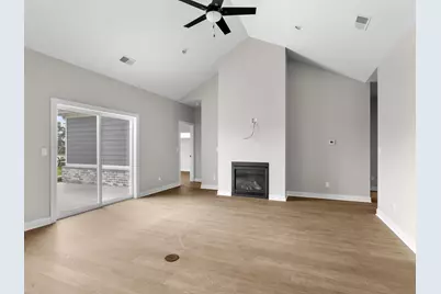1339  Wolf Run, Manitowoc, WI 54220 - Photo 18
