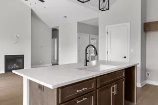 1339 Wolf Run, Manitowoc, WI 54220 - Photo 14