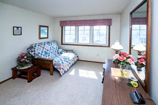 8423 S 76th St, Franklin, WI 53132 - Photo 40